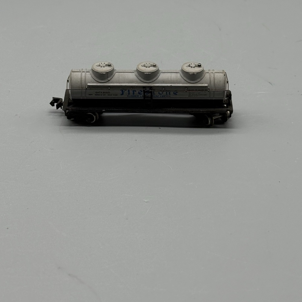 Vintage Bachmann N Scale Firestone GATX 30928 Tank Car Silver Freight Car